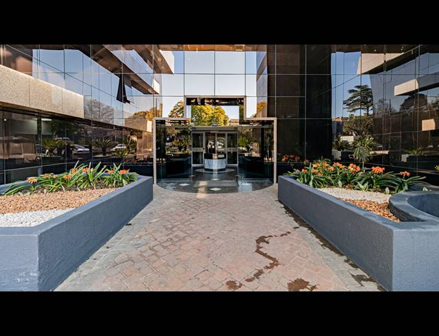 617M² OFFICE TO LET IN FERNDALE